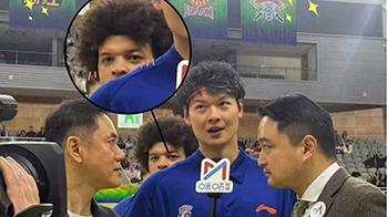  洛夫顿抢镜！王哲林：为陈林坚生涯第二春开心