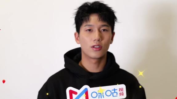  马年快乐！向余望李镇全等铜梁龙队员新年送祝福