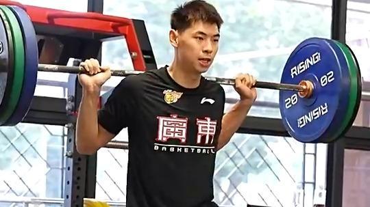  广东春节收假！崔永熙领衔力量训练 全员进化中