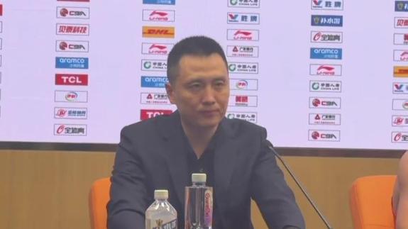  全队健康第一！卢伟：赛程紧密要每个人发挥作用