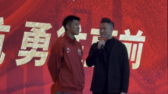  李圣龙转战海港B队：共同努力 希望起到榜样作用