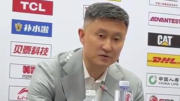  杜锋：常规赛不该打得这么紧 大起大落伤害球队