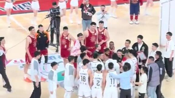  山西北控赛后冲突！迪亚洛与豪斯掐架火药味十足