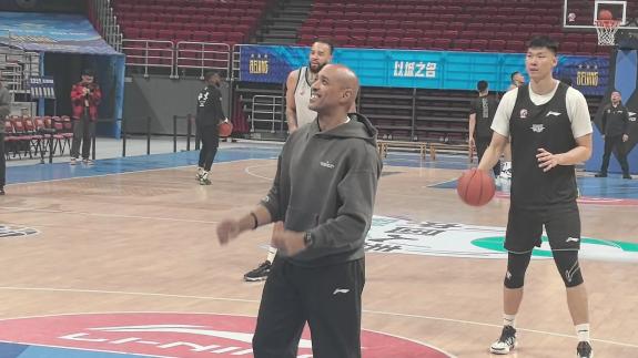 上轮罚球8中0！周琦训练专攻罚球欲击碎质疑