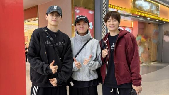 脱口秀大王追女篮！王勉机场偶遇杨力维杨舒予