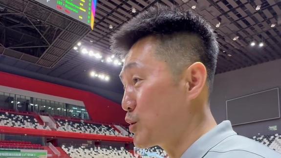 王锡东谈李沂泽关键罚篮失误：全靠自己迈过心坎