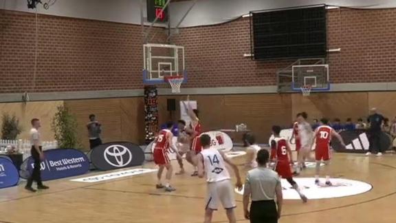 中国U17男篮2分不敌意大利 张懿赵杰23+9+6