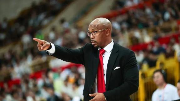 广州主帅：打得很糟糕 但目标依然是进季后赛