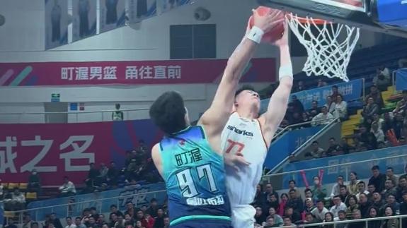 轰炸机起飞！张镇麟突破后双臂炸裂隔扣鲁吐布拉