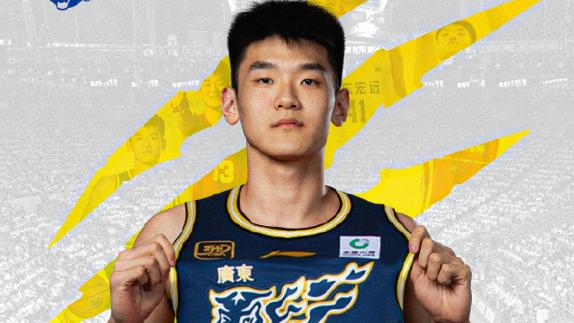  22分8板！王洪泽：感谢杜导给机会 未来会更努力