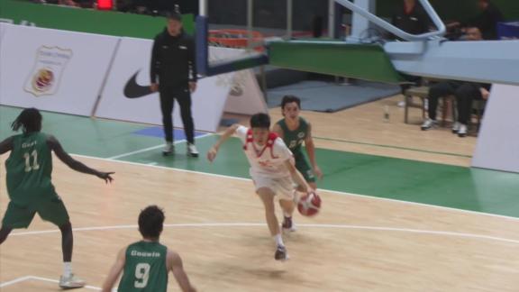 半场6三分+炸扣！国青小将李沂泽上演暴力隔扣