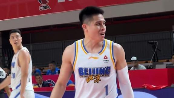  末节14分带走比赛！陈盈骏上演降维打击