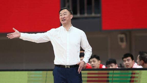  刘维伟：韦瑟斯庞就是孩子脾气 赛后已沟通清楚