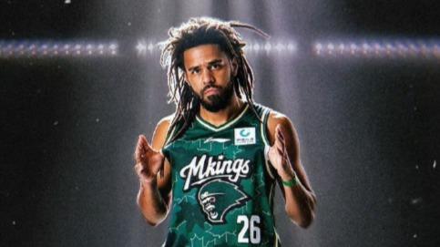  终于来啦！J.Cole第二节替补登场 完成CBA首秀