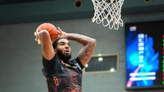  邱彪谈克里斯复出时间：快了 马上恢复有球训练