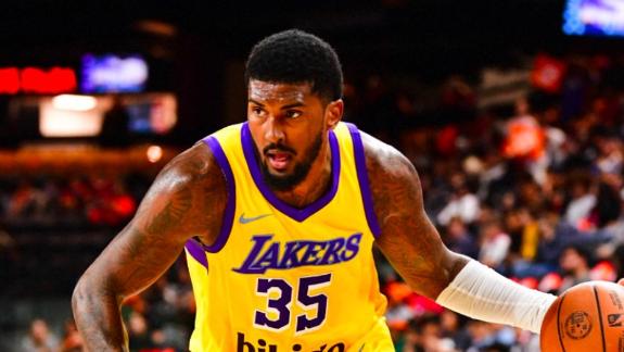 广厦老总接机！前NBA中锋威廉姆斯替换塔克注册