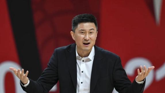 广东官方：杜锋因肠胃不适前往医院就诊