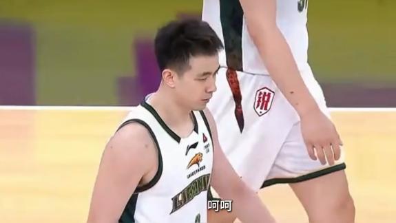 赵继伟：想找地缝钻进去 今天比赛就俩字：呵呵