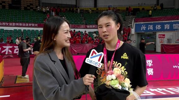 胜者于心！王思雨：意志力坚定 从客场抢回冠军