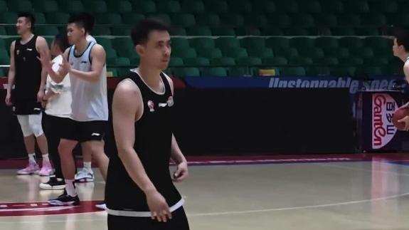 首次出战季后赛附加赛！赵继伟领衔辽篮认真备战