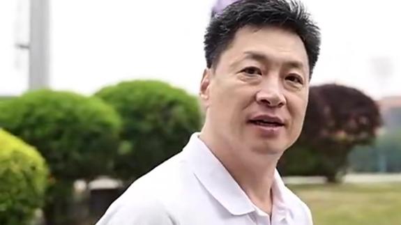  李春江走进校园：国外高中联赛竞争比国内强