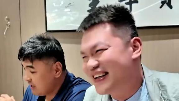 朱芳雨雨刘玉栋聚餐：把战神防到30分内算成功