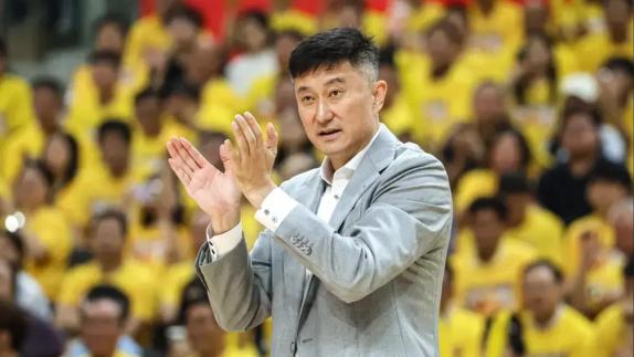 杜锋：生死战继续拼 这种强度比赛可以锻炼年轻人