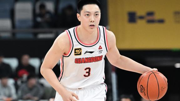 胡明轩：身体是第一位 需要一个周期好好维护