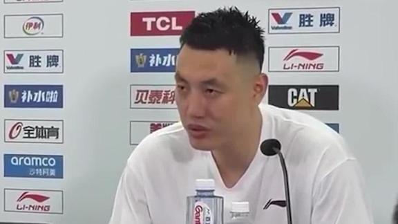 翟晓川：大家能做很多事帮球队 防守篮板都要积极