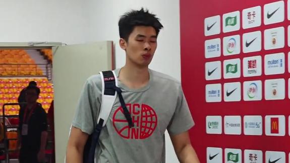 全员整装！中国男篮结束上午训练迎今夏热身赛首秀