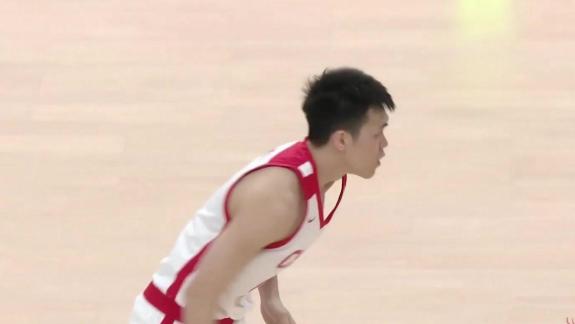  国家队生涯首分！庞峥麟弧顶三分出手空心落袋