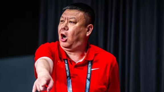  转移球速度不够！王建军：篮板以及对抗问题很大