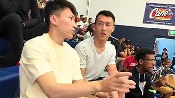 提升业务！刘晓宇参加教练学习班向小范甘迪讨教