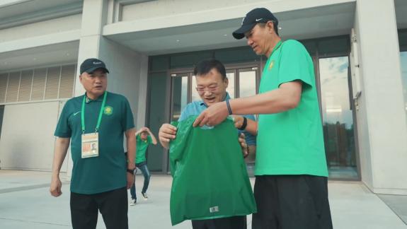 北京国安丨球迷故事：解锁一张30年前的老照片
