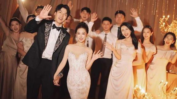 胡明轩孙铭徽到场！吴前大婚混剪 造型超华丽