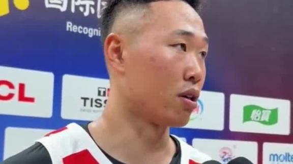 贺希宁：窗口期表现很不满意 热身赛锻炼年轻人
