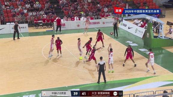 关键时刻不手软！石洺豪压哨三分空心入网反超比分