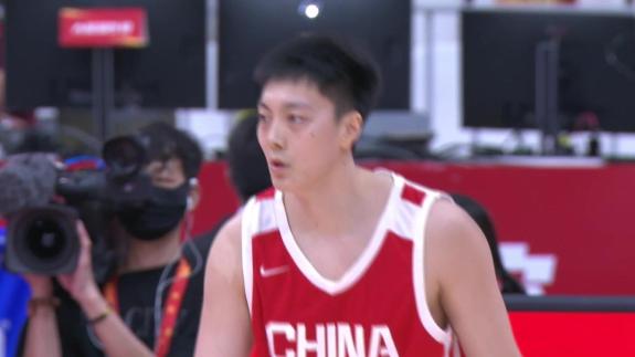 绝对甜点位！胡明轩45°三分箭张手就有