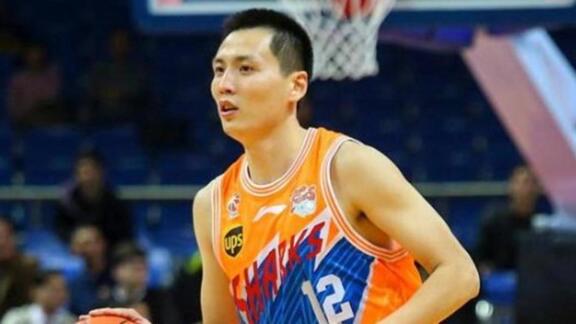  五棵松是福地？17-18季后赛卢伟19分率队取胜