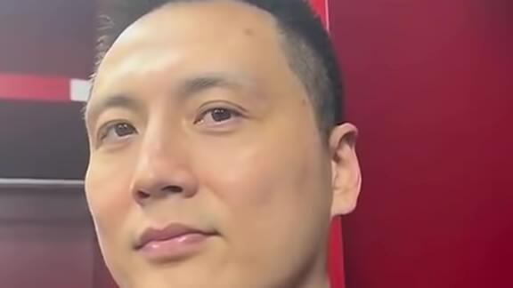  15年生涯帮助大！卢伟：关键球能让我冷静判断