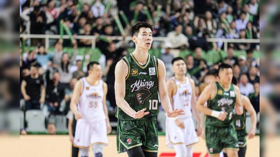 曝同曦为郭昊文开注销证明 支持他逐梦NBA夏联