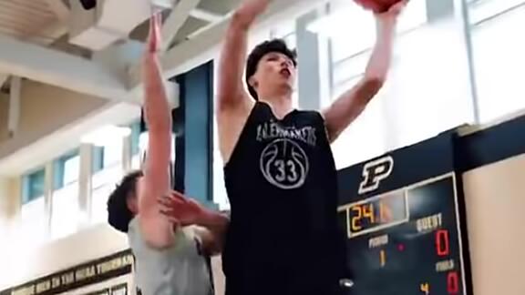 郇斯楠多次出镜！NCAA普渡大学发布夏训集锦
