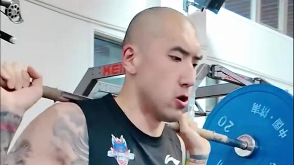 陶汉林领衔！山东夏训： 手臂举到抖 球场横着走