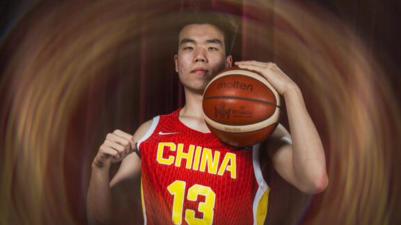 FIBA晒中国U17男篮拍摄花絮！能否如愿闯入8强？