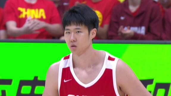  中国男篮6分钟仅3分！赵嘉义三分助男篮打破得分荒