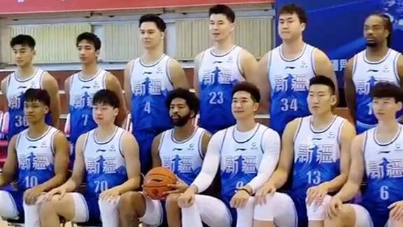 齐麟70号球衣！阿不都吴冠希领衔！新疆官拍来袭