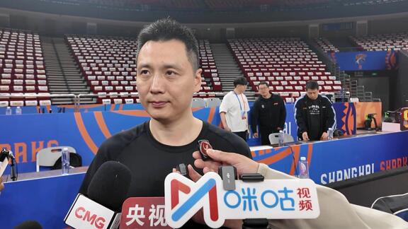 卢伟：今晚享受总冠军荣誉 拉塞尔磨合未达最好