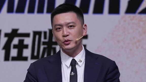 回应和杜锋关系！杨鸣：场上针锋相对不影响私交